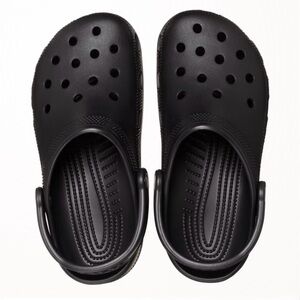 NWT Crocs Classic Clog in Black Size 8